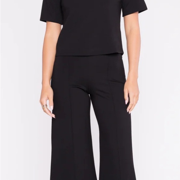 NWT Ripley Rader Cropped Black Ponte Knit Wide Leg Pant - Picture 4 of 4